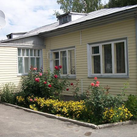 Enirest Hotell Karakol Eksteriør bilde